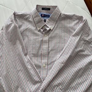 EUC - classic fit.  60% cotton, 40% polyester.  Wrinkle free Size 17.5 34/35.